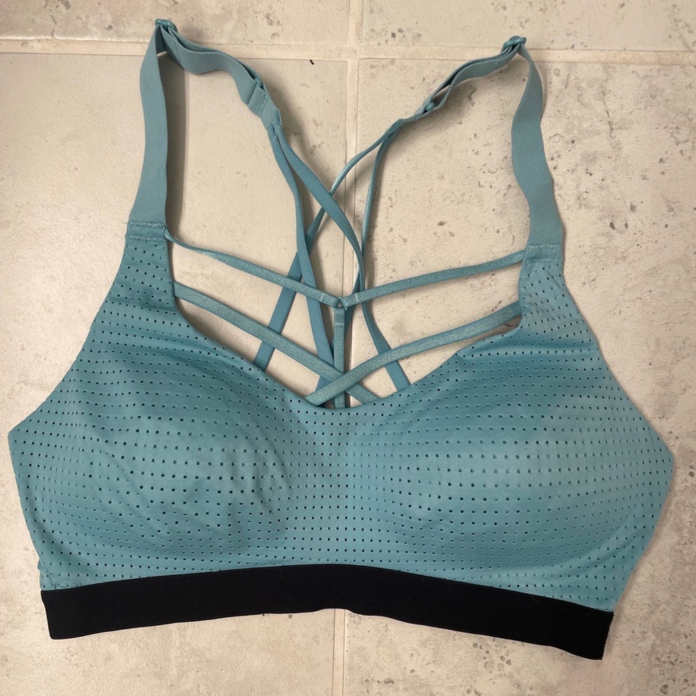 Victoria’a Secret Sports Bra